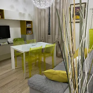 https://maison-daquino.it-romehotels.com